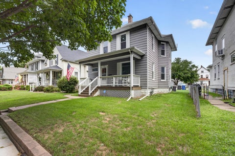 Tiny photo for 2012 15th Street A, Moline, IL 61265 (MLS # 12722503)