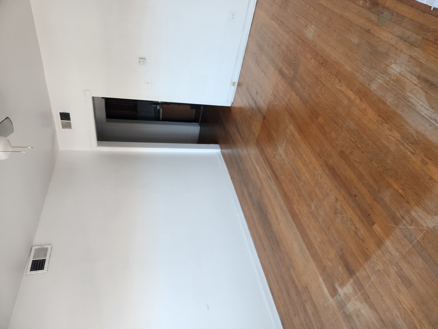 905 W Irving Park Road 2