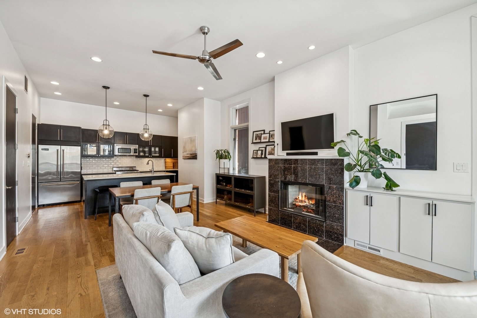 2020 W Iowa Street 1E