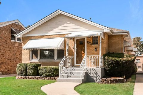 Photo of 9006 W 22nd Place, North Riverside, IL 60546 (MLS # 12460619) Photo of 9006 W 22nd Place, North Riverside, IL 60546 (MLS # 12460619)