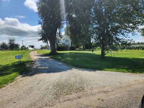 25689 Jersey Road Tampico IL 61283