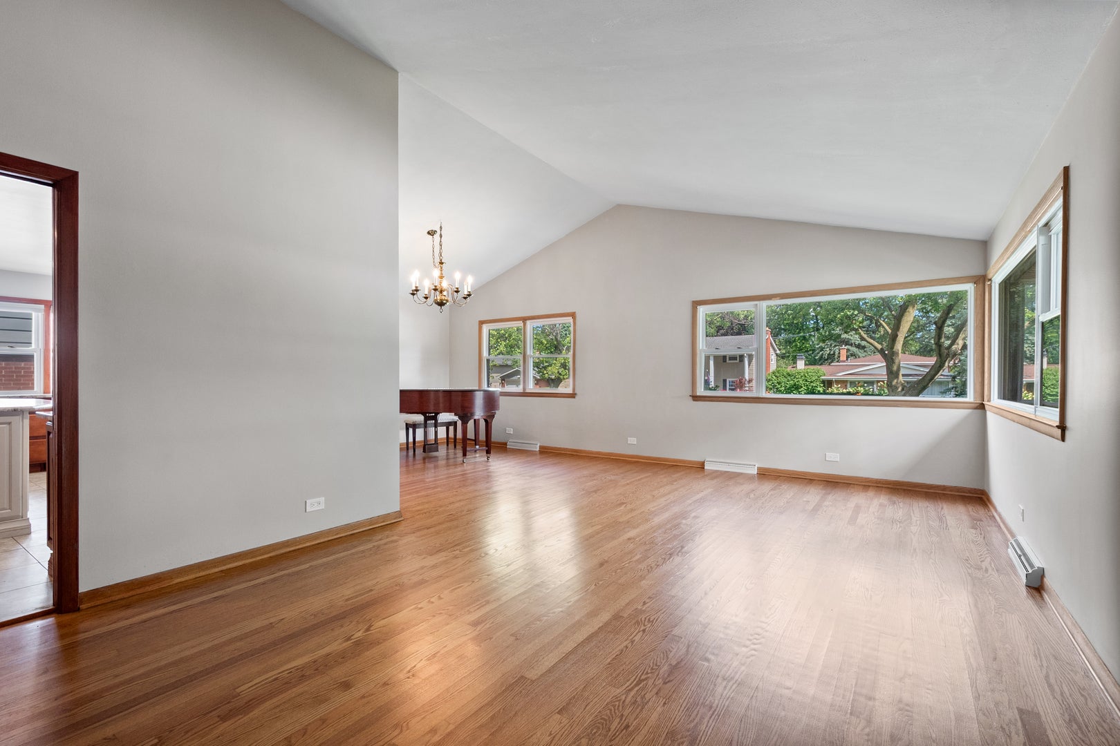 600 FLORENCE Drive