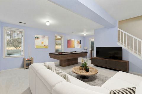 Tiny photo for 537 W Parkside Drive, Palatine, IL 60067 (MLS # 12628684)