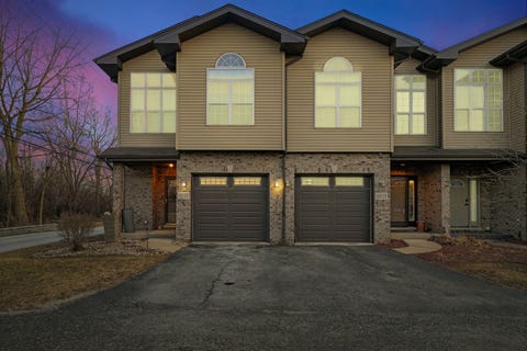 MLS: 12704903
