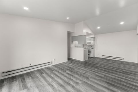 Tiny photo for 651 N Virginia Road #328, Crystal Lake, IL 60014 (MLS # 12621211)