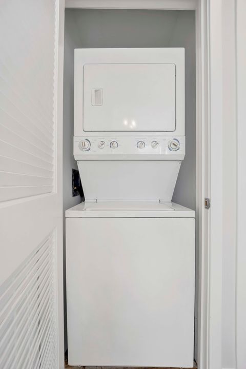 Tiny photo for 2623 W Belmont Avenue #3, Chicago, IL 60618 (MLS # 12502335)