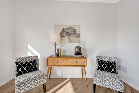 Tiny photo for 2623 W Belmont Avenue #3, Chicago, IL 60618 (MLS # 12502335)