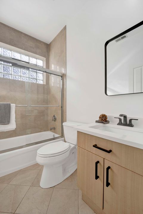 Tiny photo for 2623 W Belmont Avenue #3, Chicago, IL 60618 (MLS # 12502335)