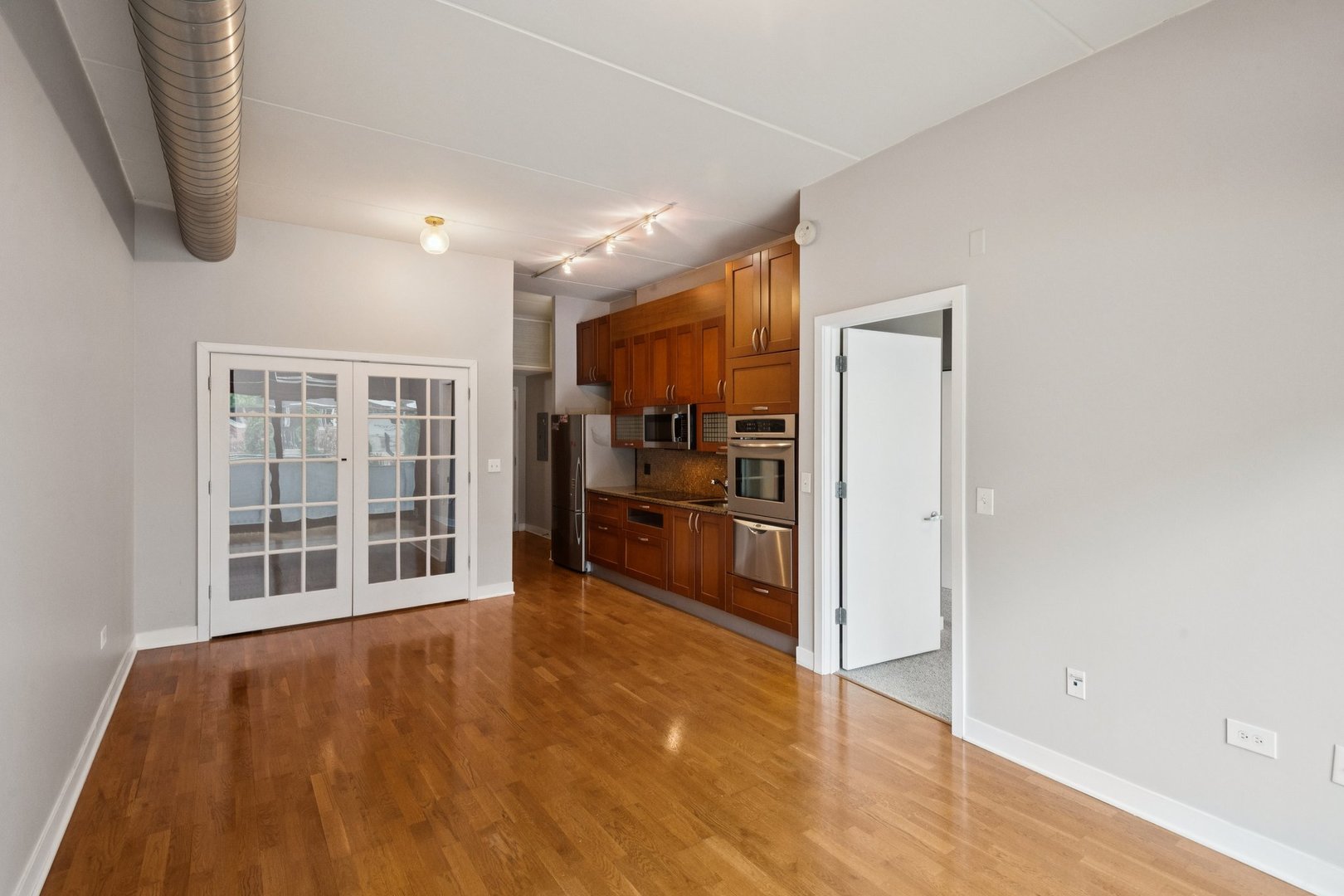 650 W Wayman Street 302C