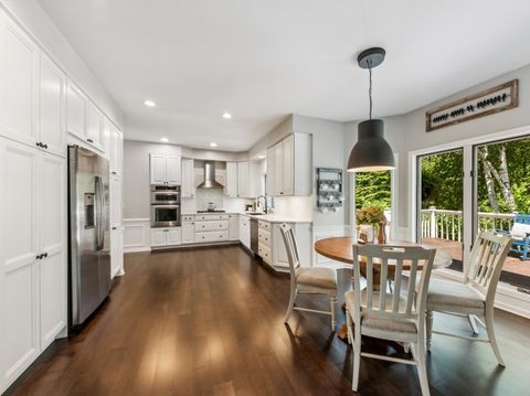 Tiny photo for 1551 DAYBREAK Drive, Libertyville, IL 60048 (MLS # 12397512)