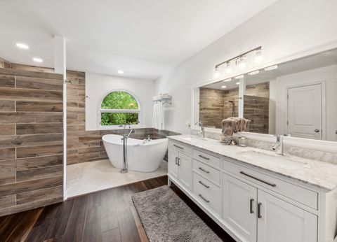 Tiny photo for 1551 DAYBREAK Drive, Libertyville, IL 60048 (MLS # 12397512)