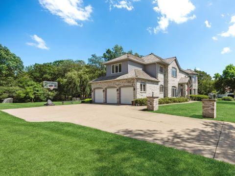 Tiny photo for 1551 DAYBREAK Drive, Libertyville, IL 60048 (MLS # 12397512)