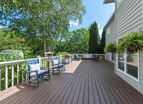 Tiny photo for 1551 DAYBREAK Drive, Libertyville, IL 60048 (MLS # 12397512)