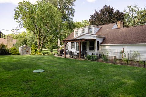 Tiny photo for 1205 Sinnissippi Park Road, Sterling, IL 61081 (MLS # 12715221)