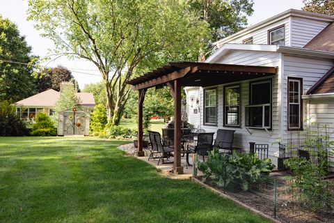 Tiny photo for 1205 Sinnissippi Park Road, Sterling, IL 61081 (MLS # 12715221)