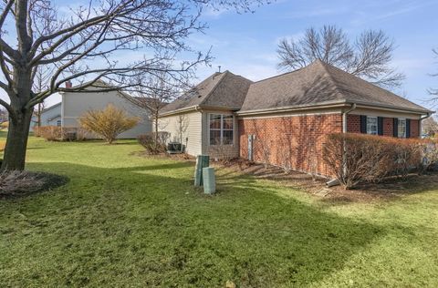 Tiny photo for 17527 W Stillwater Court, Gurnee, IL 60031 (MLS # 12598315)
