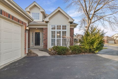 Tiny photo for 17527 W Stillwater Court, Gurnee, IL 60031 (MLS # 12598315)