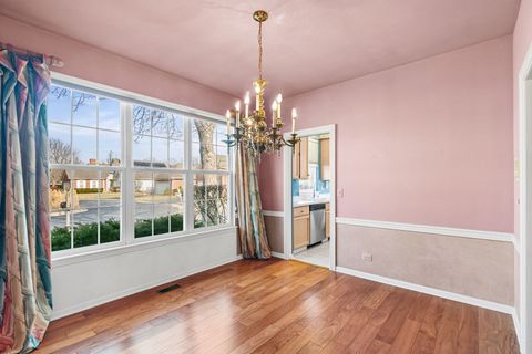 Tiny photo for 17527 W Stillwater Court, Gurnee, IL 60031 (MLS # 12598315)