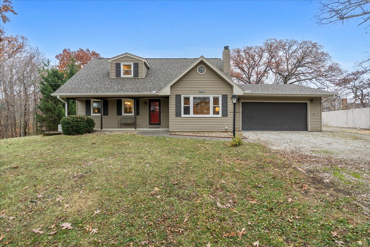 Congerville, Illinois 61729, United States, 4 Bedrooms Bedrooms, ,2 BathroomsBathrooms,Residential,Active,247091