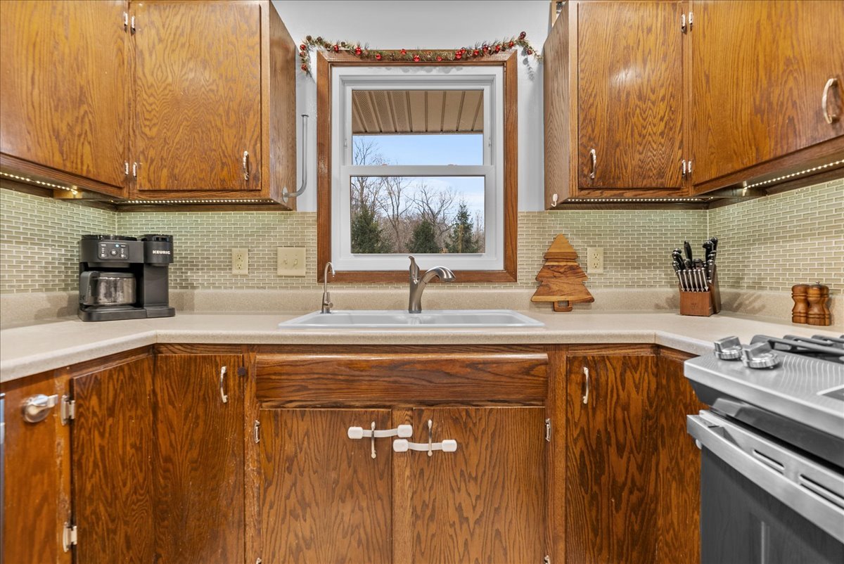 Congerville, Illinois 61729, United States, 4 Bedrooms Bedrooms, ,2 BathroomsBathrooms,Residential,Active,247091