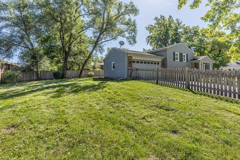 Tiny photo for 4 Tamarack Avenue, Naperville, IL 60540 (MLS # 12778678)