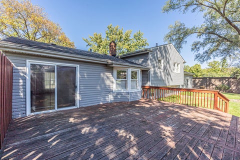 Tiny photo for 4 Tamarack Avenue, Naperville, IL 60540 (MLS # 12778678)