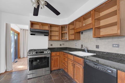 Tiny photo for 4 Tamarack Avenue, Naperville, IL 60540 (MLS # 12778678)