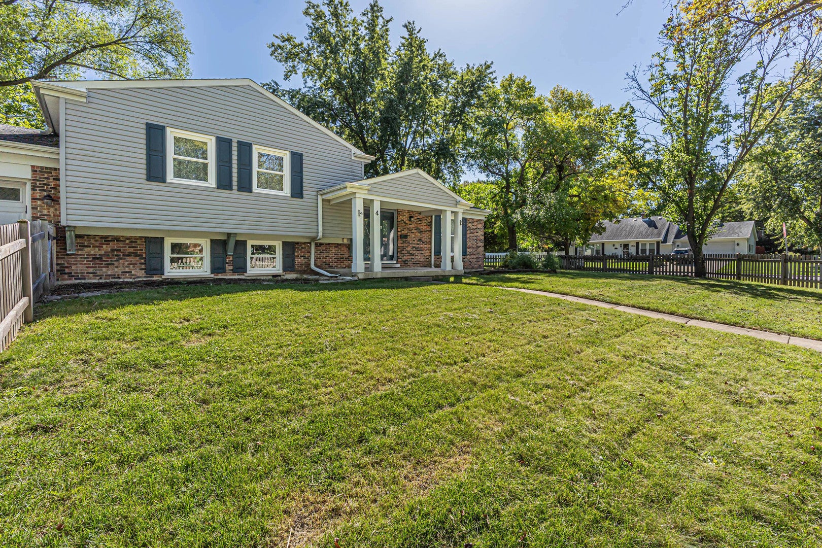 4 Tamarack Avenue