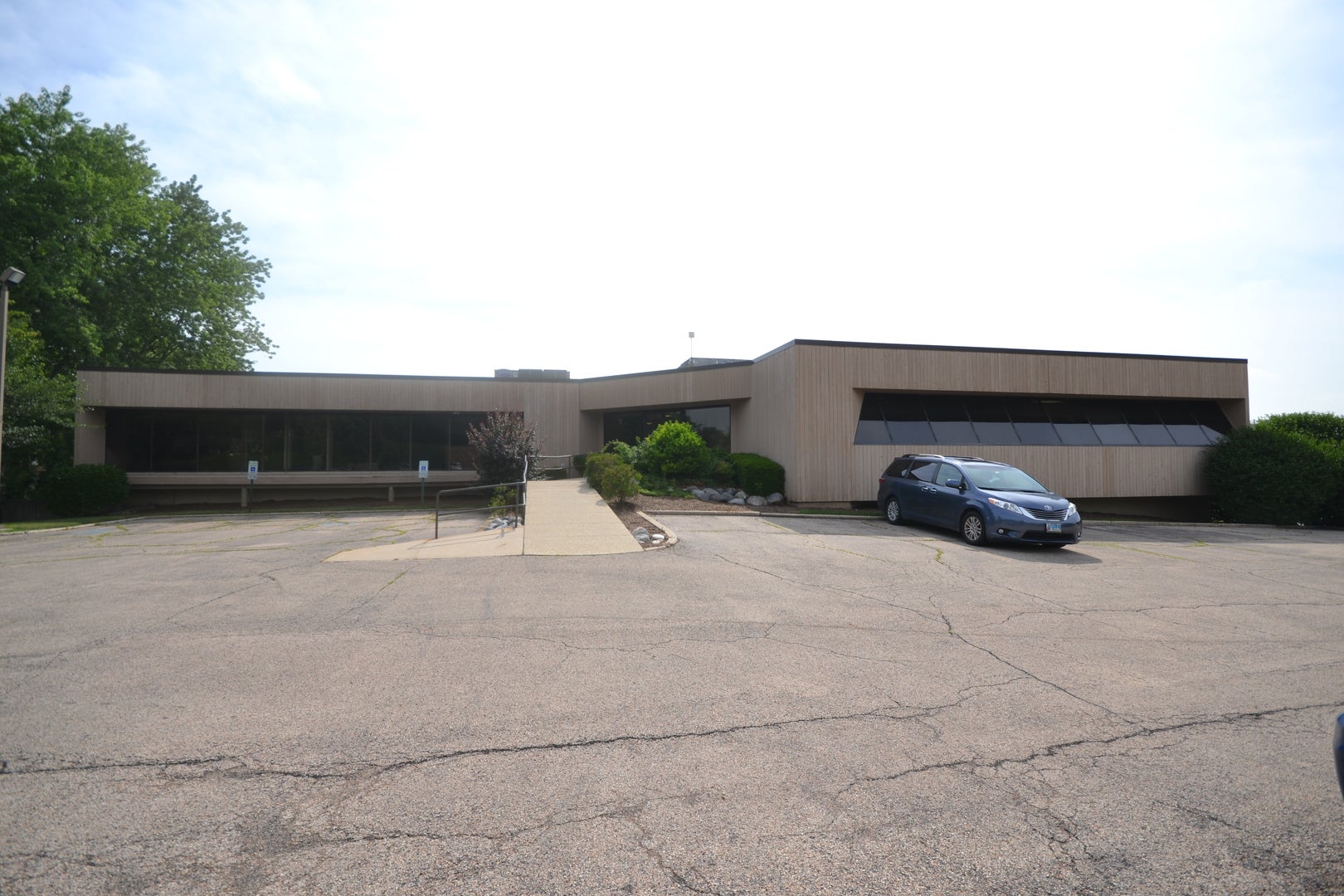 1750 Grandstand Place 2