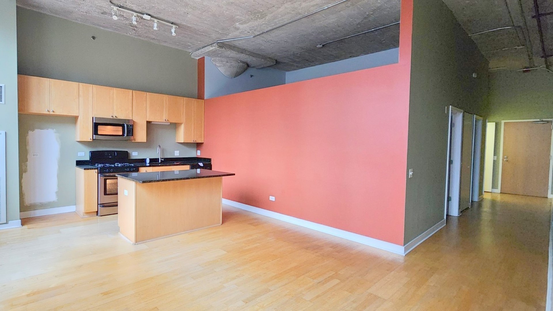 320 E 21ST Street 316