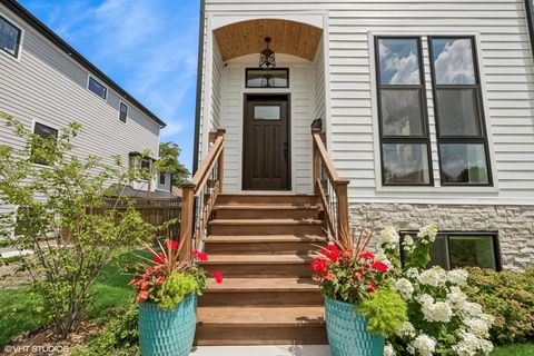 Tiny photo for 1233 Gunderson Avenue, Berwyn, IL 60402 (MLS # 12423543)