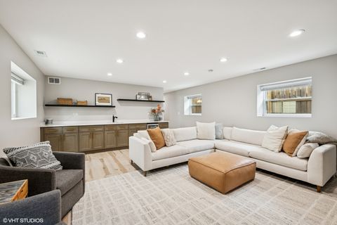 Tiny photo for 1233 Gunderson Avenue, Berwyn, IL 60402 (MLS # 12423543)