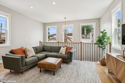 Tiny photo for 1233 Gunderson Avenue, Berwyn, IL 60402 (MLS # 12423543)