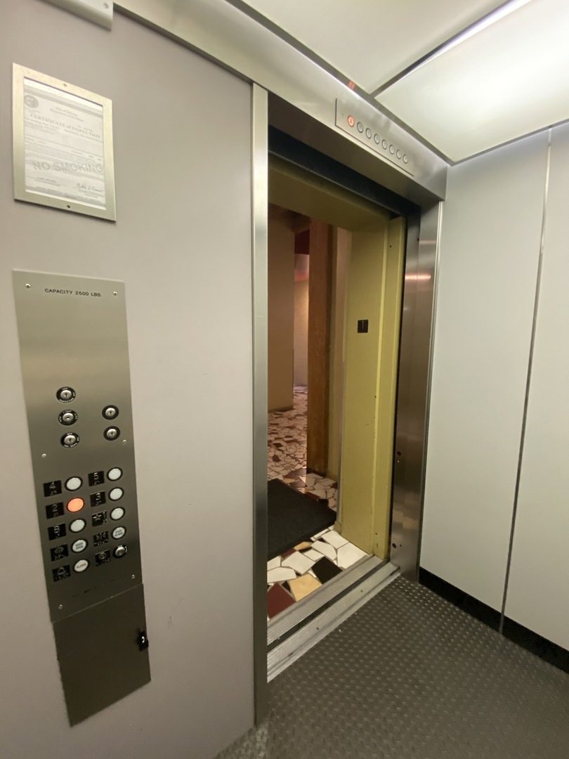 2511 W Moffat Street 204-D