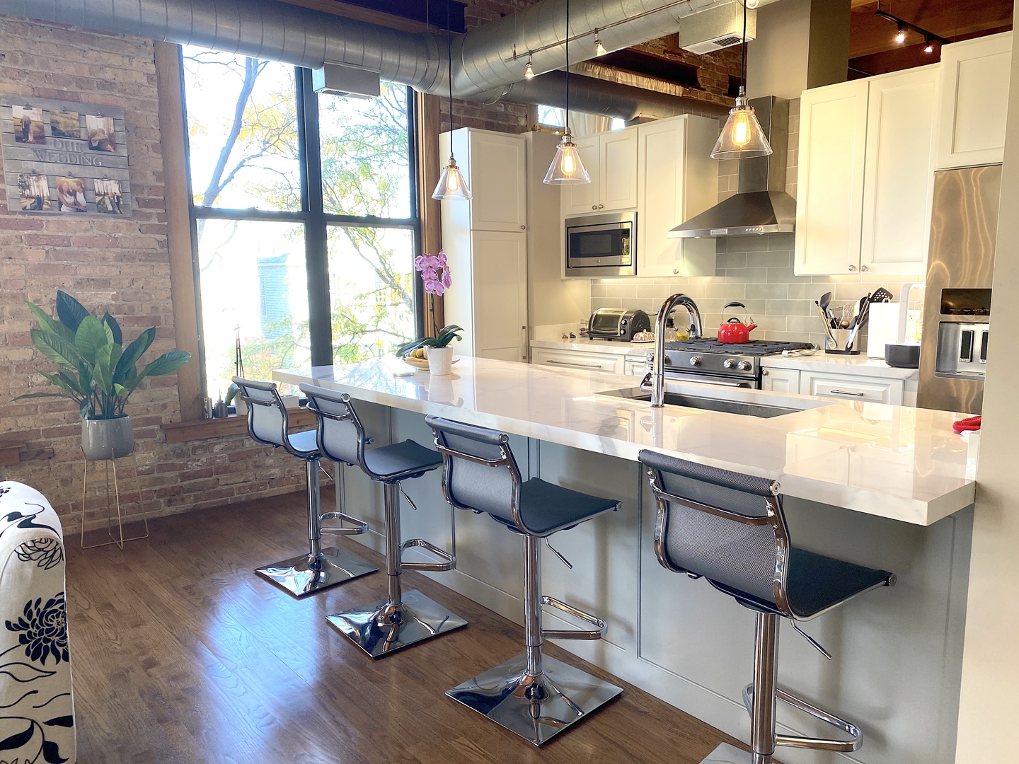 2511 W Moffat Street 204-D