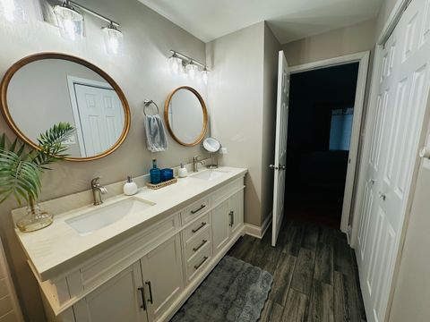 Tiny photo for 4948 145th Street, Midlothian, IL 60445 (MLS # 12591707)