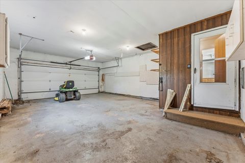 Tiny photo for 1101 Mcdougal Road, Mahomet, IL 61853 (MLS # 12492896)