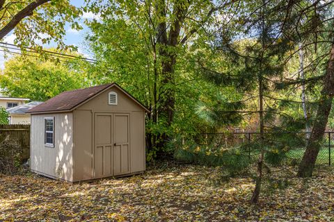 Tiny photo for 2200 59th Street, Downers Grove, IL 60516 (MLS # 12484577)