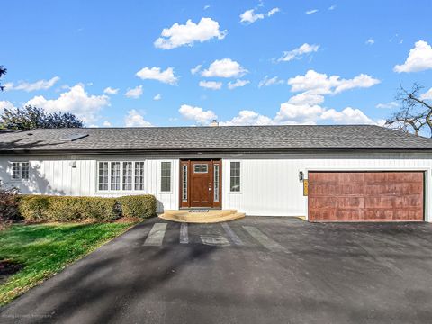 Photo of 2200 59th Street, Downers Grove, IL 60516 (MLS # 12484577)