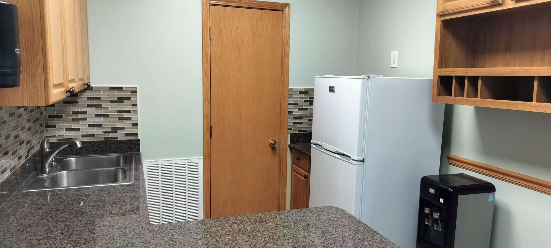 1627 N Western Avenue