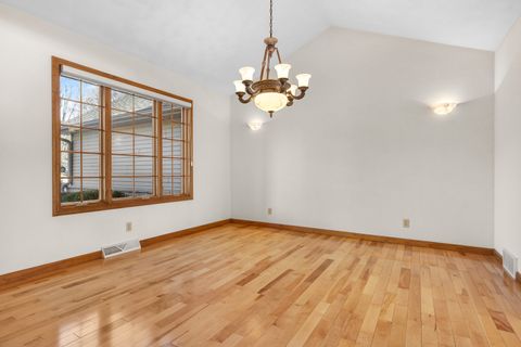 Tiny photo for 8317 Snaresbrook Road, Roscoe, IL 61073 (MLS # 12549345)