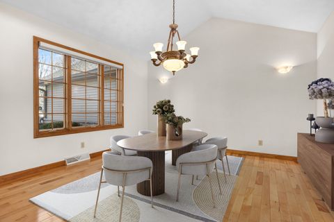 Tiny photo for 8317 Snaresbrook Road, Roscoe, IL 61073 (MLS # 12549345)