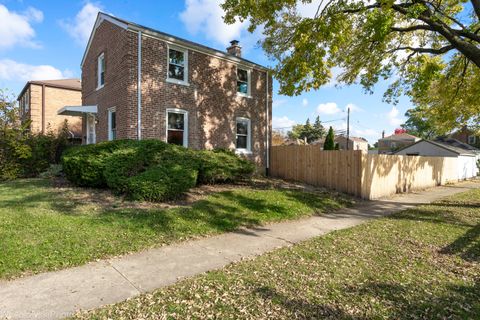 Tiny photo for 4247 Anna Avenue, Lyons, IL 60534 (MLS # 12512852)