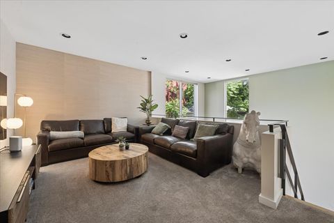 Tiny photo for 1212 N Hoyne Avenue #102, Chicago, IL 60622 (MLS # 12673265)