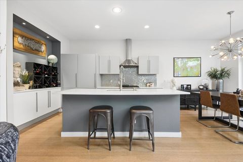 Tiny photo for 1212 N Hoyne Avenue #102, Chicago, IL 60622 (MLS # 12673265)