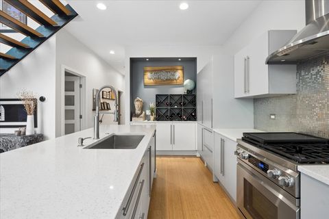 Tiny photo for 1212 N Hoyne Avenue #102, Chicago, IL 60622 (MLS # 12673265)