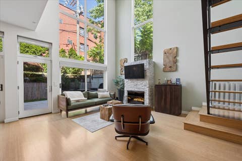 Tiny photo for 1212 N Hoyne Avenue #102, Chicago, IL 60622 (MLS # 12673265)