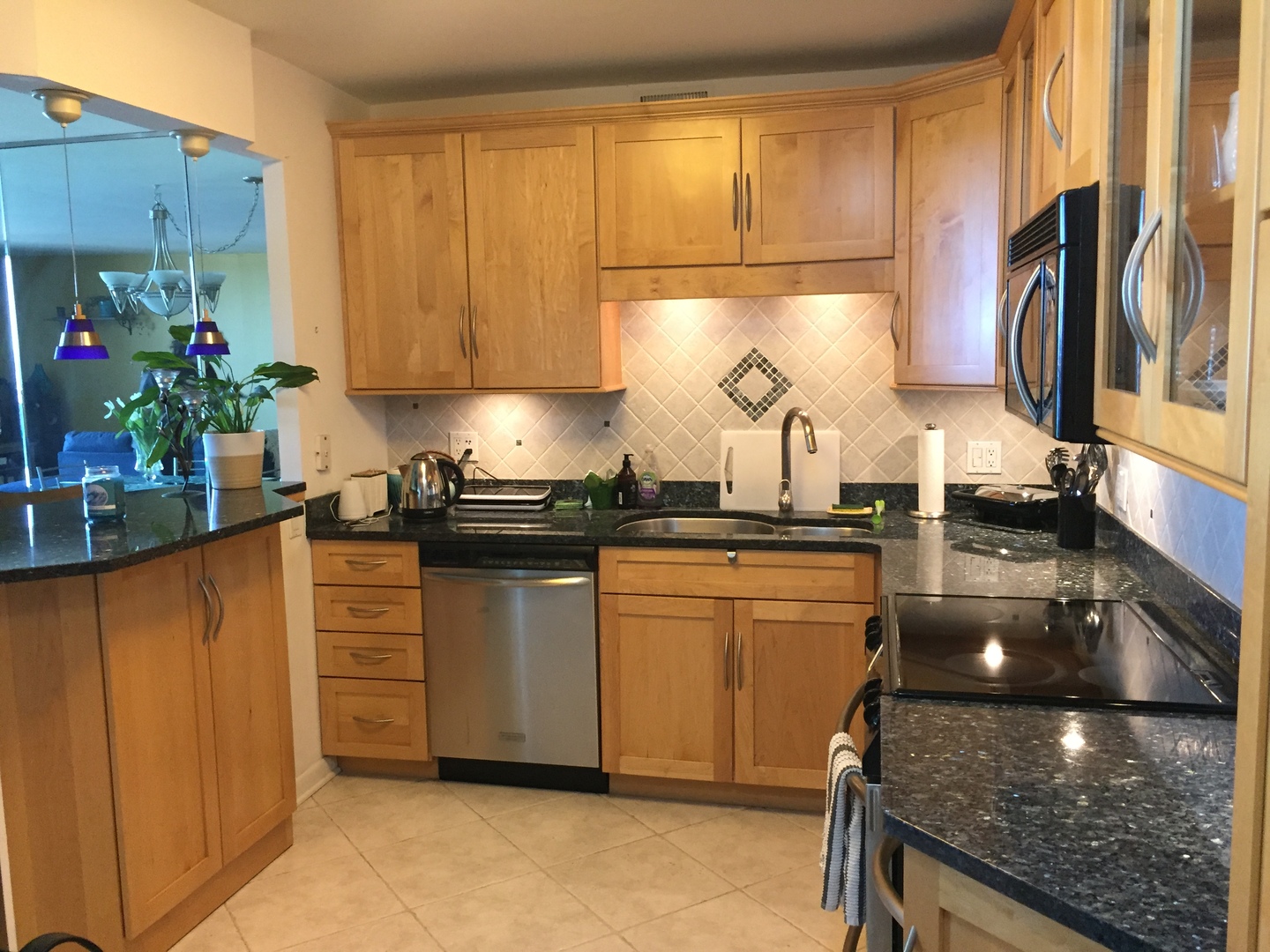 6007 N SHERIDAN Road 32C