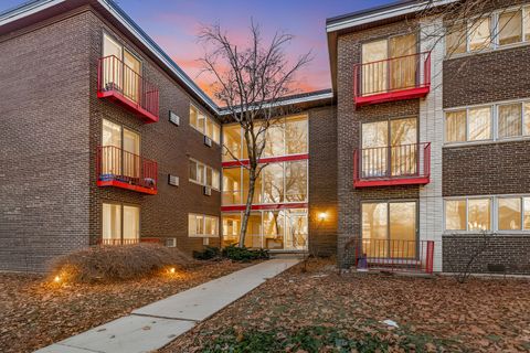 Tiny photo for 8500 Skokie Boulevard #3A, Skokie, IL 60077 (MLS # 12544022)