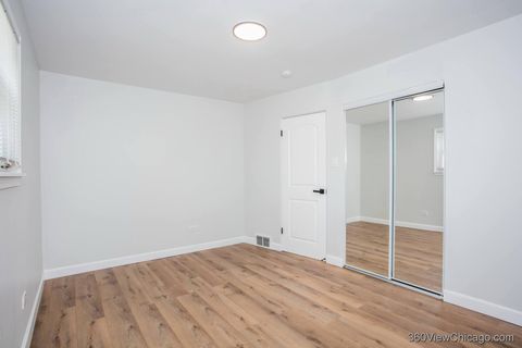 Tiny photo for 8651 44th Street, Lyons, IL 60534 (MLS # 12602517)